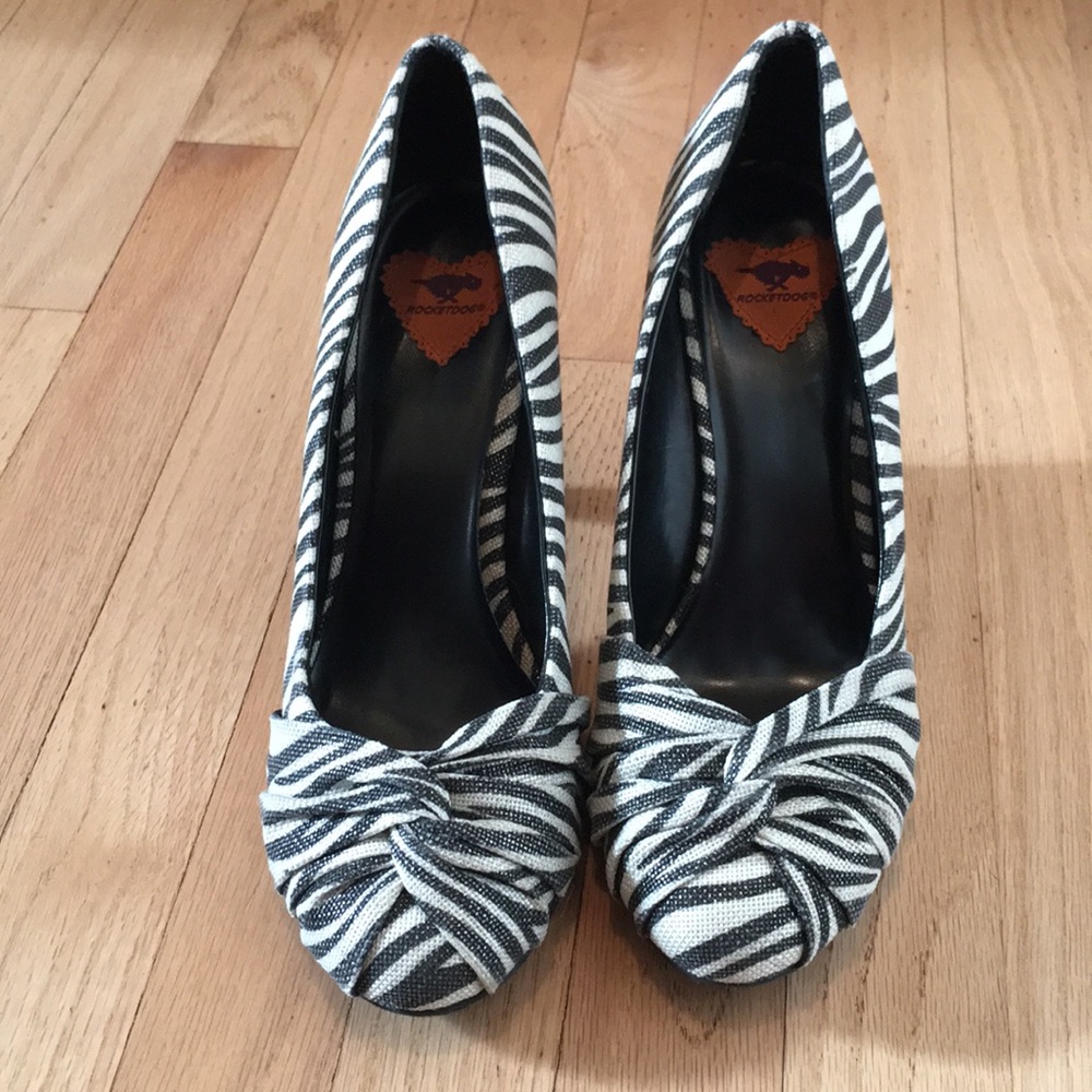 Sassy zebra steps